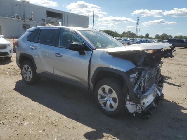 2T3F1RFV2NC259270 - 2022 TOYOTA RAV4 LE SILVER photo 4