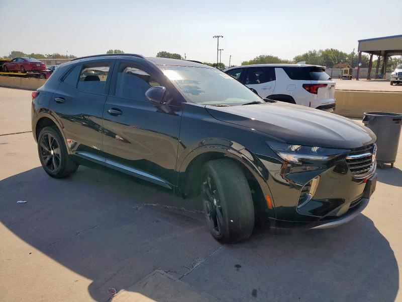 LRBFZNR41MD166415 - 2021 BUICK ENVISION ESSENCE BLACK photo 4