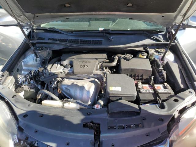 4T1BF1FK4HU693645 - 2017 TOYOTA CAMRY LE SILVER photo 11