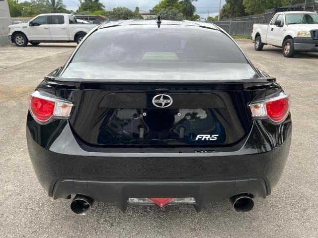 JF1ZNAA17G9709607 - 2016 TOYOTA SCION FR-S შავი ფოტო 6