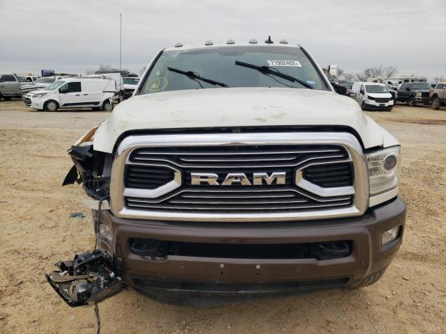 3C63RRKL8JG159447 - 2018 RAM 3500 LONGHORN WHITE photo 5