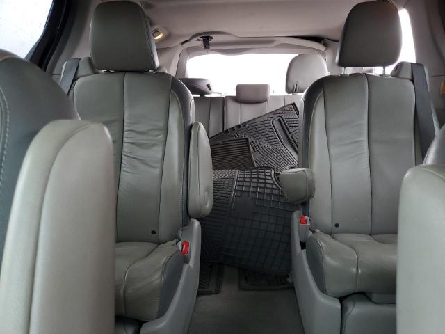 5TDYK3DC4CS261166 - 2012 TOYOTA SIENNA XLE GRAY photo 10