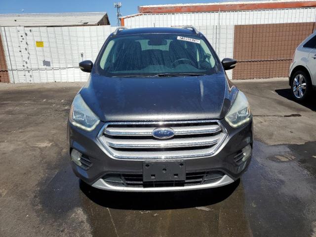 1FMCU0JD4HUD20439 - 2017 FORD ESCAPE TITANIUM 灰色 照片 5
