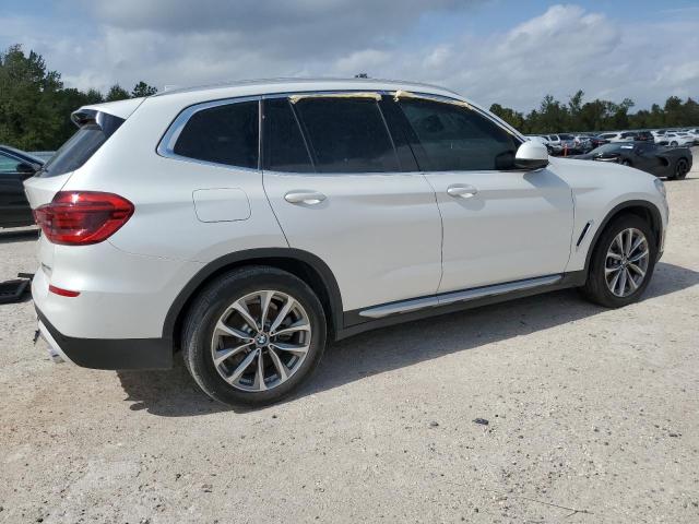 5UXTR7C52KLF26135 - 2019 BMW X3 SDRIVE30I WHITE photo 3