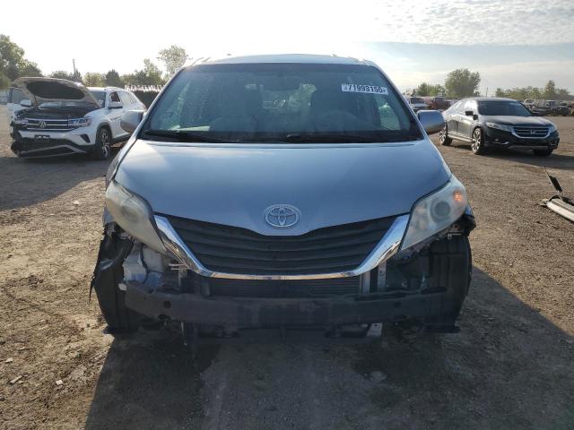 5TDKK3DCXBS142400 - 2011 TOYOTA SIENNA LE SILVER photo 5