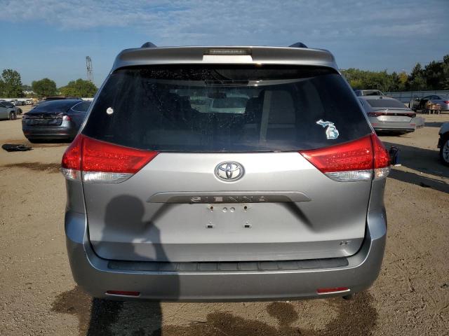 5TDKK3DCXBS142400 - 2011 TOYOTA SIENNA LE SILVER photo 6