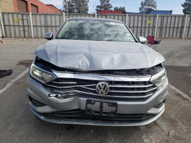 3VWGB7BU4KM219302 - 2019 VOLKSWAGEN JETTA SEL PREMIUM SILVER photo 5