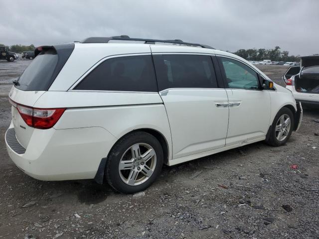5FNRL5H95DB020878 - 2013 HONDA ODYSSEY TOURING WHITE photo 3