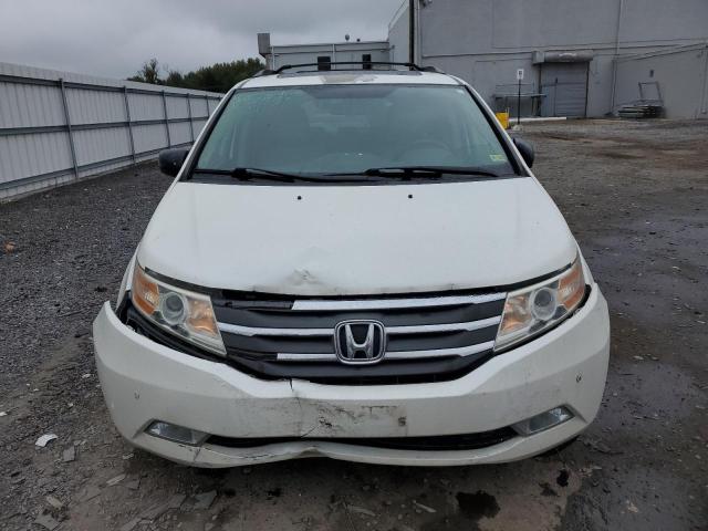 5FNRL5H95DB020878 - 2013 HONDA ODYSSEY TOURING WHITE photo 5