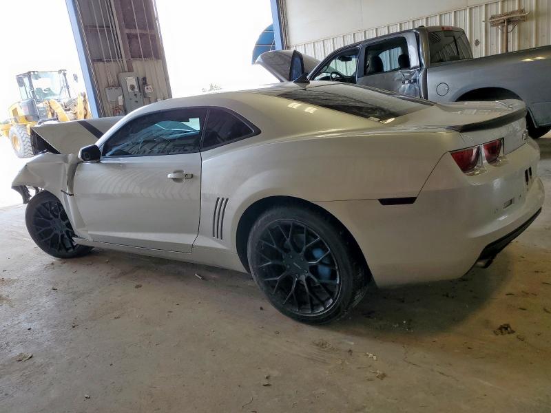 2G1FC1E31D9172987 - 2013 CHEVROLET CAMARO LT 银色 照片 2