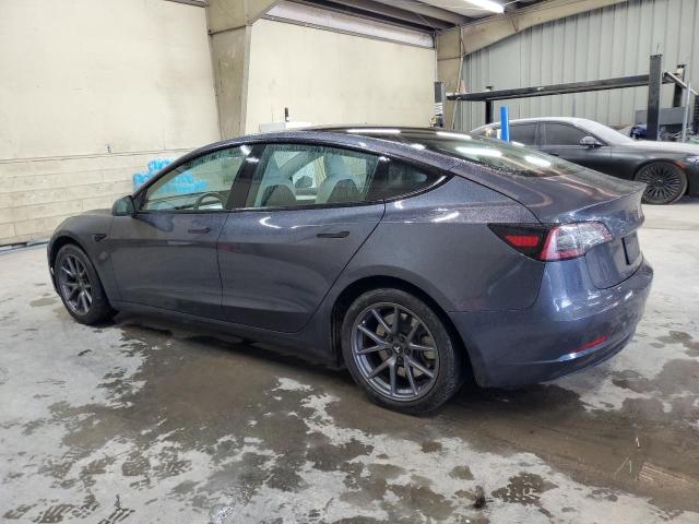 5YJ3E1EA8PF382554 - 2023 TESLA MODEL 3 灰色 照片 2