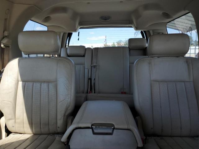 5LMFU27R74LJ16212 - 2004 LINCOLN NAVIGATOR BLACK photo 10