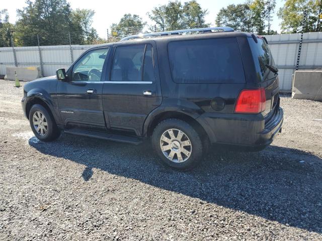 5LMFU27R74LJ16212 - 2004 LINCOLN NAVIGATOR BLACK photo 2