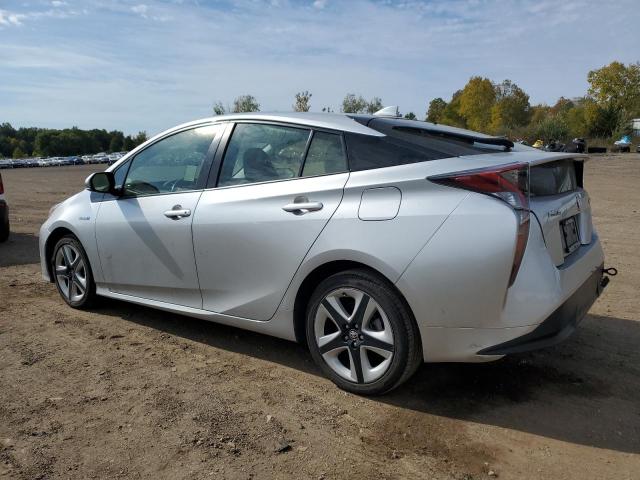 JTDKARFU3G3011913 - 2016 TOYOTA PRIUS SILVER photo 2