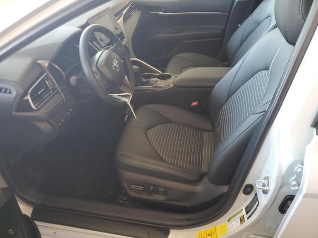 4T1G11AK7PU094815 - 2023 TOYOTA CAMRY SE NIGHT SHADE WHITE photo 7