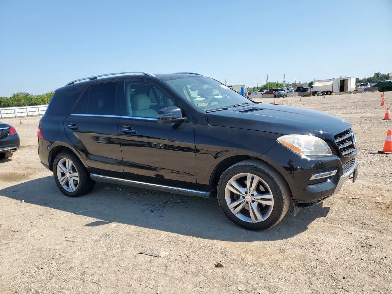 4JGDA5JB3DA259251 - 2013 MERCEDES-BENZ ML 350 Czarny zdjęcie 4