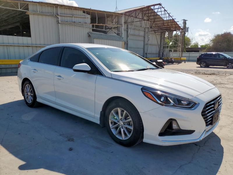 5NPE24AF8JH673066 - 2018 HYUNDAI SONATA SE 白色 照片 4