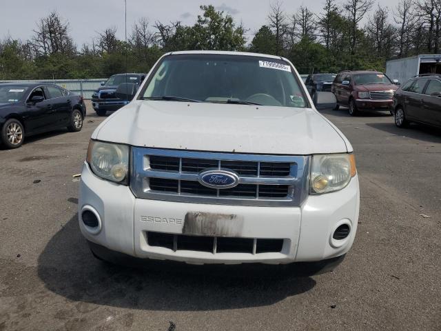 1FMCU9C78BKA56656 - 2011 FORD ESCAPE XLS Ақ фото 5