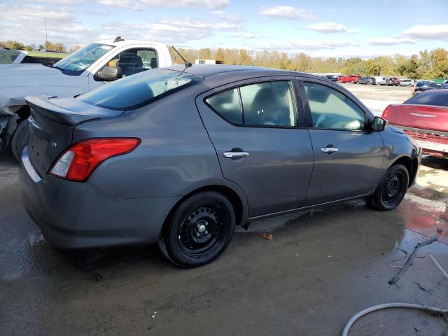 3N1CN7AP5KL864327 - 2019 NISSAN VERSA S GRAY photo 3