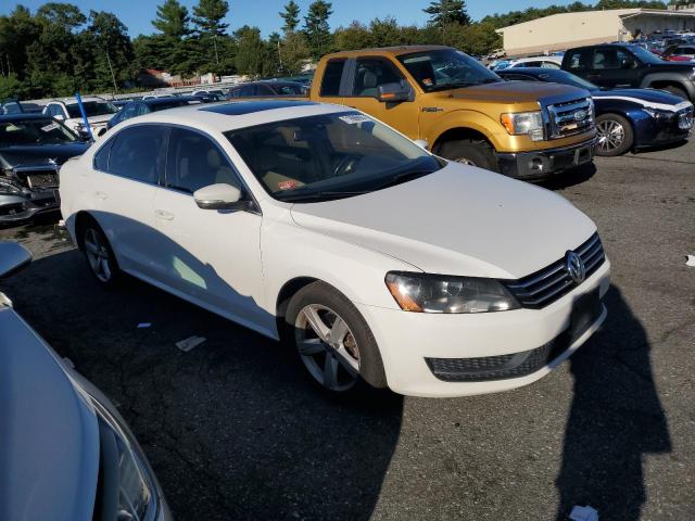 1VWBP7A35DC101834 - 2013 VOLKSWAGEN PASSAT SE თეთრი ფოტო 4