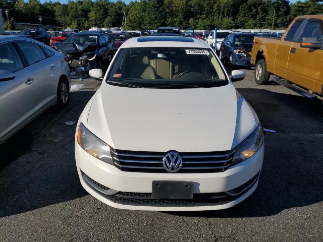 1VWBP7A35DC101834 - 2013 VOLKSWAGEN PASSAT SE თეთრი ფოტო 5