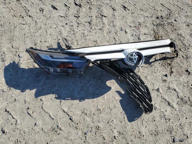 2T3H1RFV3PC220179 - 2023 TOYOTA RAV4 LE Beyaz fotoğraf 13