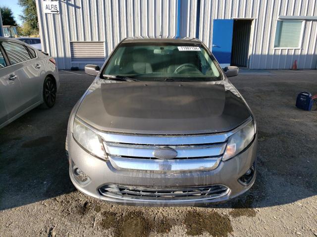 3FAHP0HA6AR356049 - 2010 FORD FUSION SE GRAY photo 5