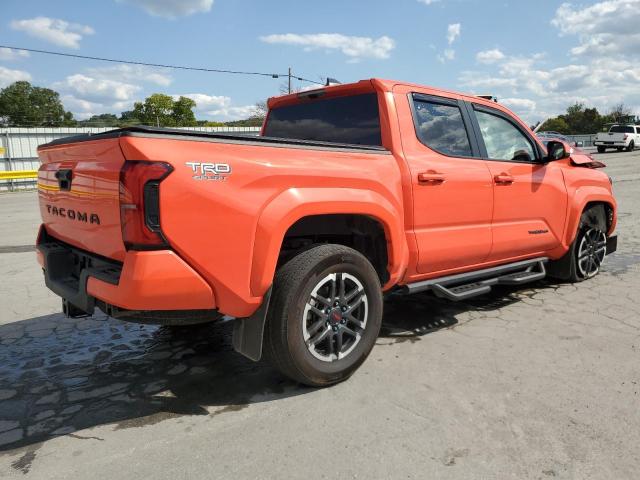 3TYKB5FN3RT008594 - 2024 TOYOTA TACOMA DOUBLE CAB Naranja foto 3