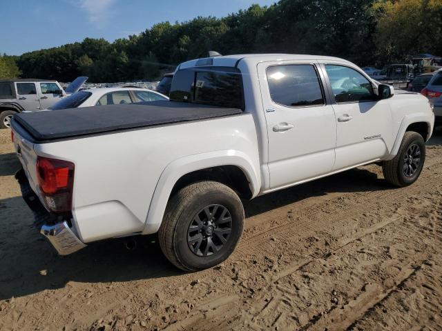 3TYCZ5AN5PT167427 - 2023 TOYOTA TACOMA DOUBLE CAB WHITE photo 3