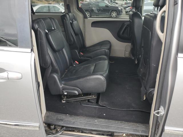 2C4RC1BG4FR752328 - 2015 CHRYSLER TOWN & COU TOURING ვერცხლისფერი ფოტო 11