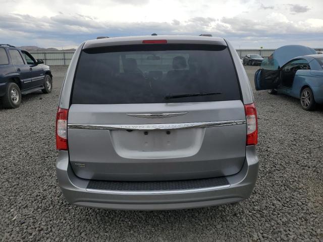 2C4RC1BG4FR752328 - 2015 CHRYSLER TOWN & COU TOURING ვერცხლისფერი ფოტო 6