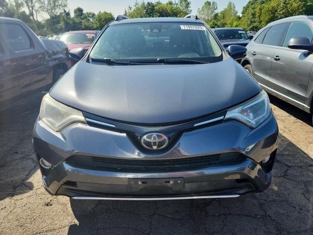 JTMRFREV9HD209322 - 2017 TOYOTA RAV4 XLE GRAY photo 5