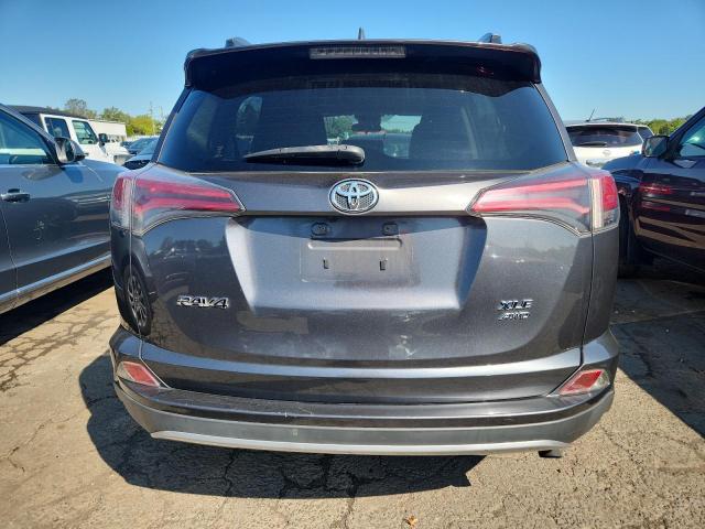 JTMRFREV9HD209322 - 2017 TOYOTA RAV4 XLE GRAY photo 6