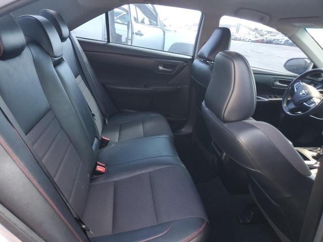 4T1BF1FK8GU198394 - 2016 TOYOTA CAMRY LE SILVER photo 10