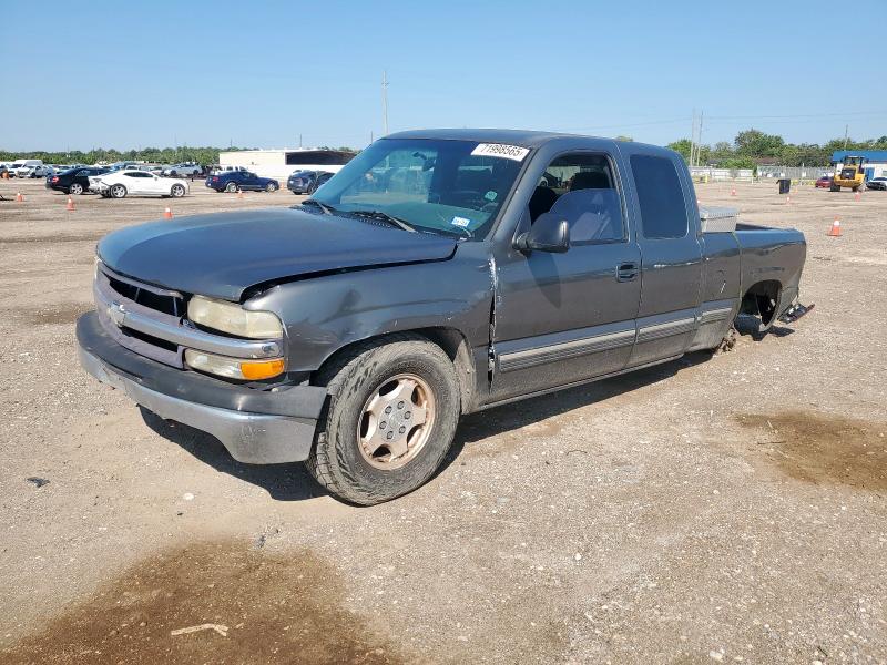 2001 CHEVROLET SILVERADO C1500, 