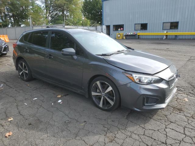 4S3GTAM62J3721074 - 2018 SUBARU IMPREZA SPORT 石墨色 照片 4