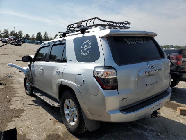 JTEZU5JR1G5117309 - 2016 TOYOTA 4RUNNER SR5 SILVER photo 2