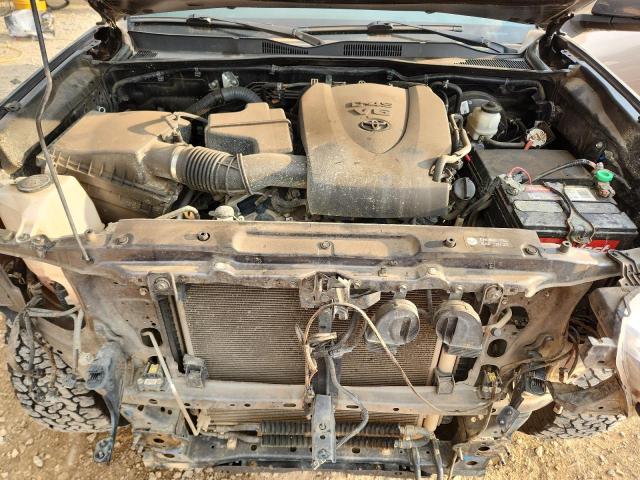 5TFCZ5AN8HX111022 - 2017 TOYOTA TACOMA DOUBLE CAB ნაცრისფერი ფოტო 11