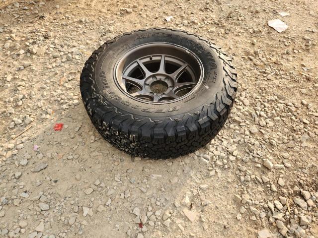 5TFCZ5AN8HX111022 - 2017 TOYOTA TACOMA DOUBLE CAB ნაცრისფერი ფოტო 12