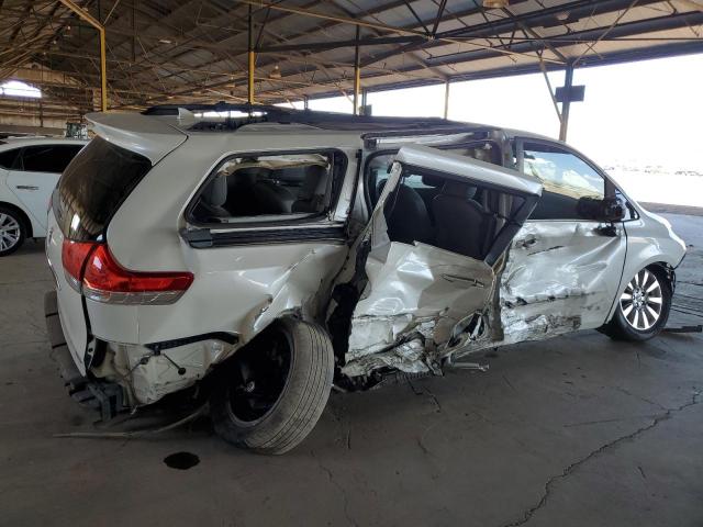 5TDYK3DCXBS110735 - 2011 TOYOTA SIENNA XLE 白色 照片 3