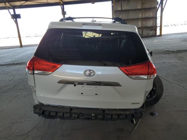 5TDYK3DCXBS110735 - 2011 TOYOTA SIENNA XLE 白色 照片 6