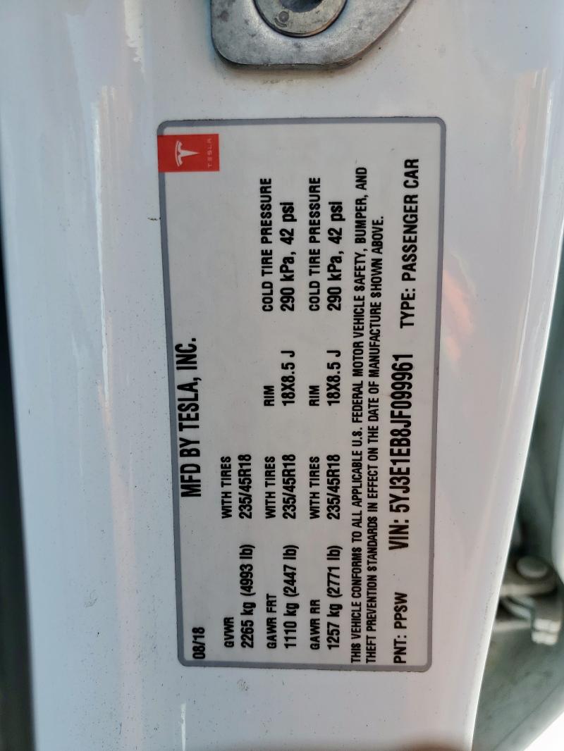 5YJ3E1EB8JF099961 - 2018 TESLA MODEL 3 Blanc photo 13