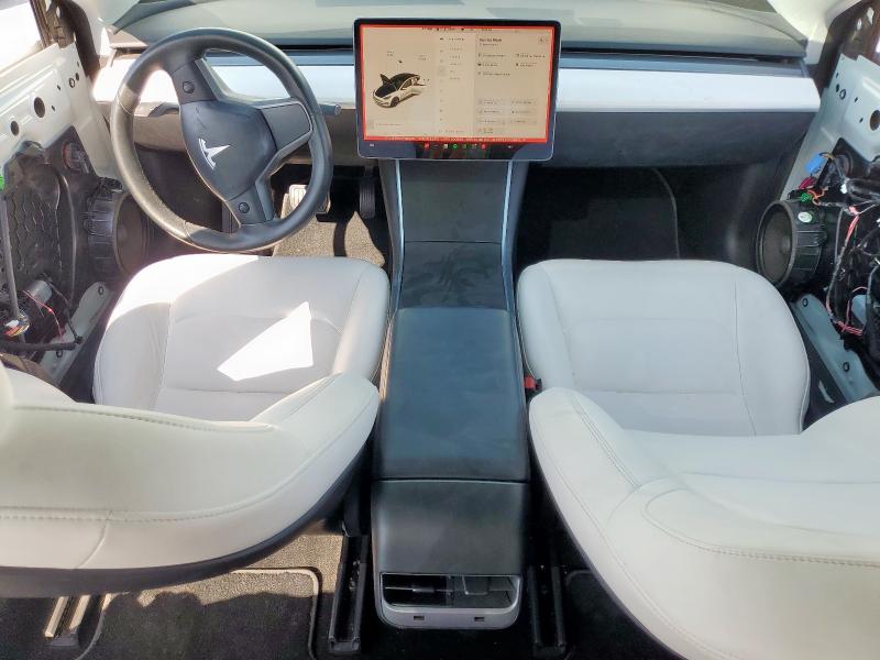 5YJ3E1EB8JF099961 - 2018 TESLA MODEL 3 Blanc photo 8