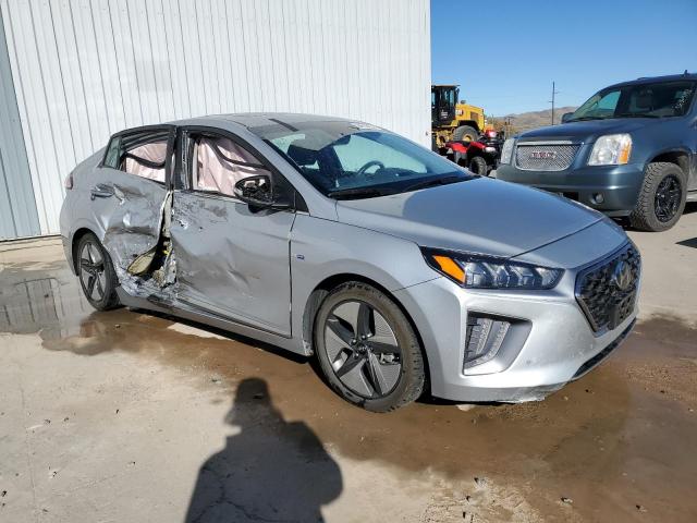 KMHC05LC0LU241436 - 2020 HYUNDAI IONIQ LIMITED SILVER photo 4