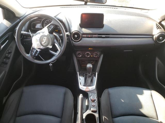 3MYDLBYV0KY519175 - 2019 TOYOTA YARIS L ვერცხლისფერი ფოტო 8