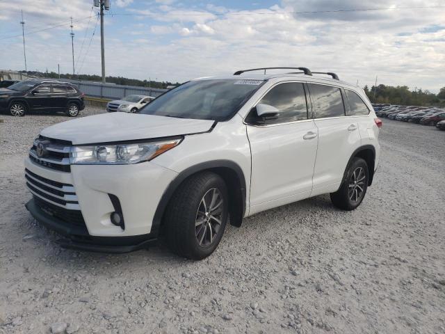 2018 TOYOTA HIGHLANDER SE, 