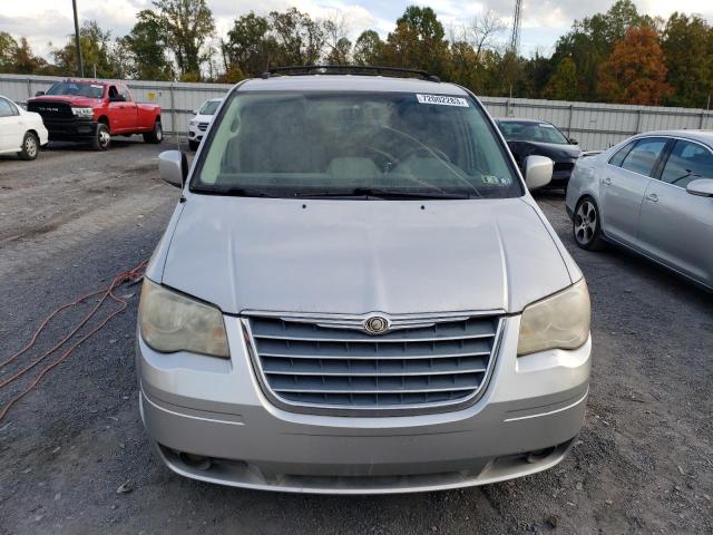 2A8HR54199R640373 - 2009 CHRYSLER TOWN & COU TOURING 银色 照片 5