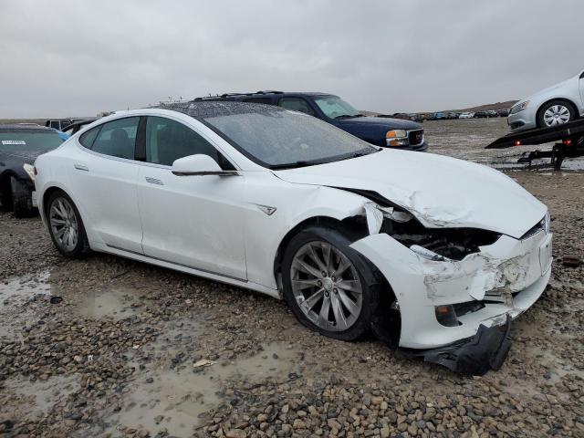 5YJSA1E20GF141958 - 2016 TESLA MODEL S თეთრი ფოტო 4