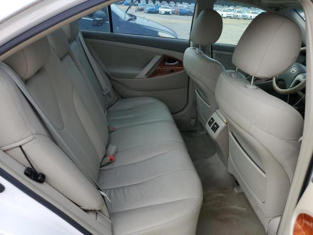 4T1BF3EK1AU510544 - 2010 TOYOTA CAMRY BASE WHITE photo 10