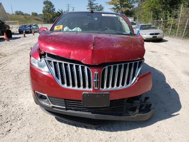 2LMDJ8JK8DBL36853 - 2013 LINCOLN MKX RED photo 5